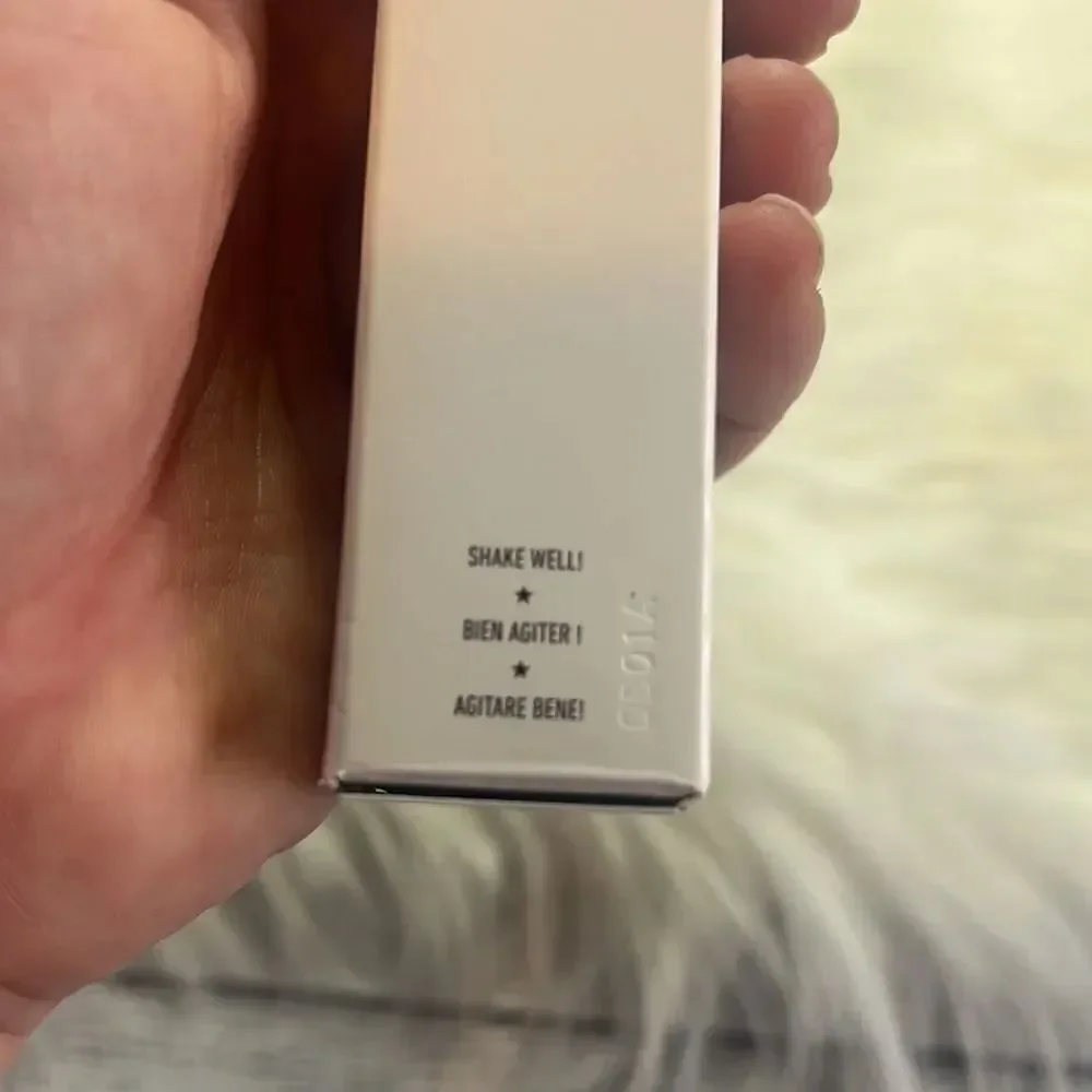 Kate Von D liquid to powder foundation tan new in box